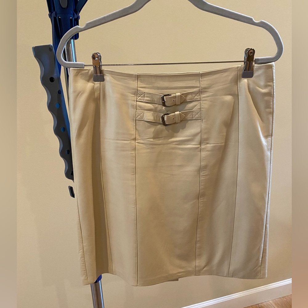 Beige Buckle Detail Women's Leather Skirt
